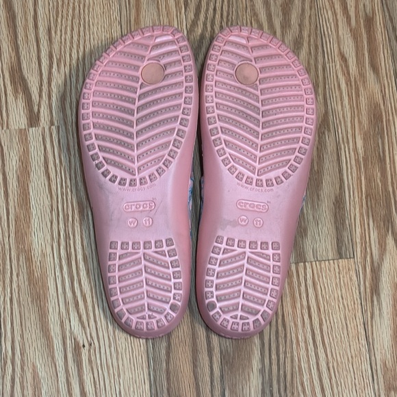 Crocs Women's Kadee II Seasonal Flip Flops, 11 - Picture 3 of 4